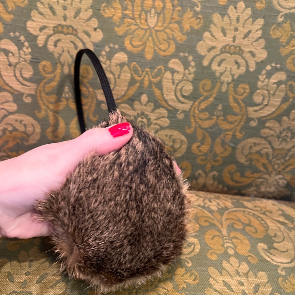 Real Rabbit Fur Earmuffs - Picture 7 of 8